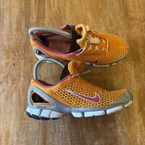 Nike Womens Zoom Air 316039-231 Dynamic Heel Fit Orange Mesh Sneakers Size 7.5